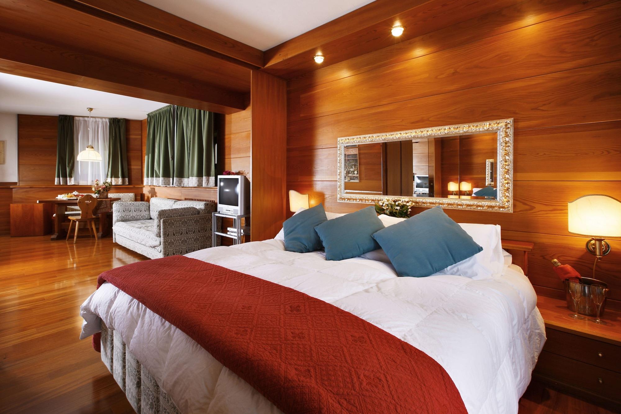Hotel Mirage Cortina d'Ampezzo Ngoại thất bức ảnh