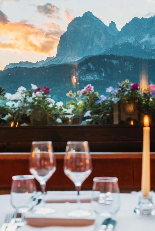Hotel Mirage Cortina d'Ampezzo Ngoại thất bức ảnh