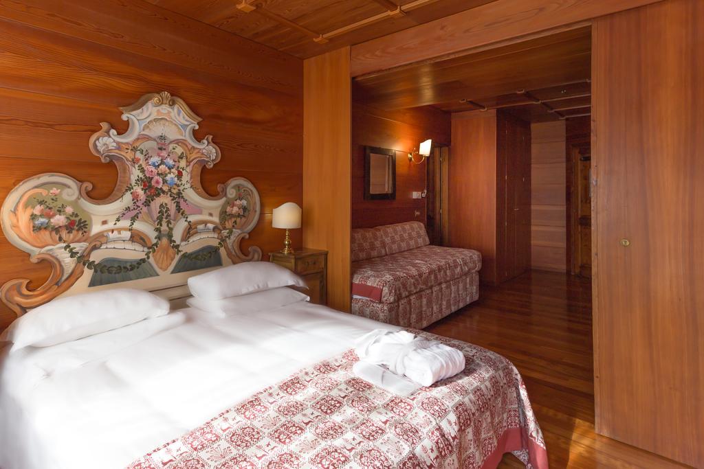 Hotel Mirage Cortina d'Ampezzo Ngoại thất bức ảnh